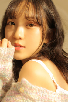 宝宝腿趴开一点就不会疼的原因和预